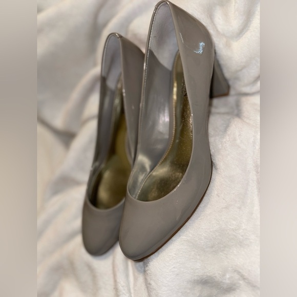 LAUREN Ralph Lauren Womens Size 9.5 100% Patent Leather Heels in Gray - Picture 15 of 16